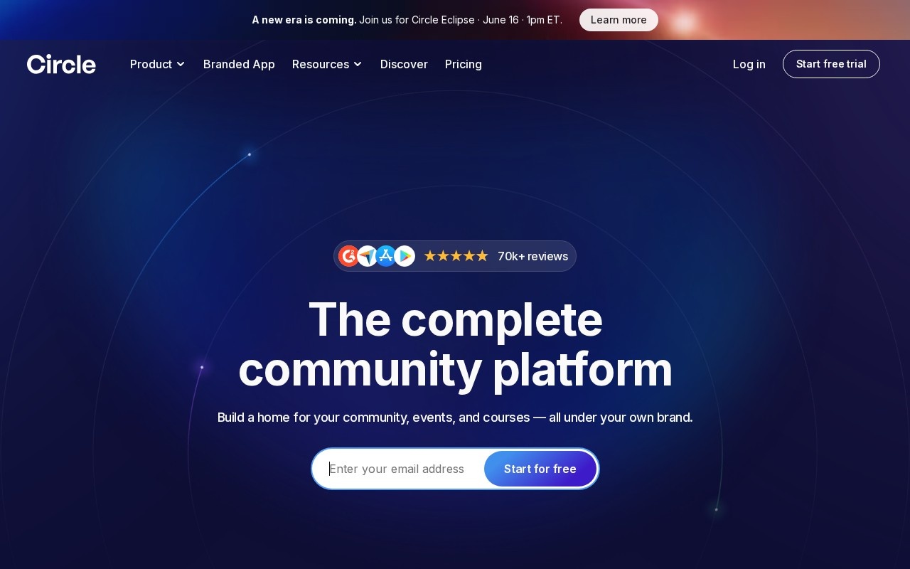 Screenshot of the Circle.so website